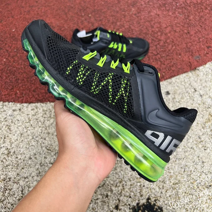 Nike Air Max 2013 Black Green Cushioned Running Shoes 555426-003