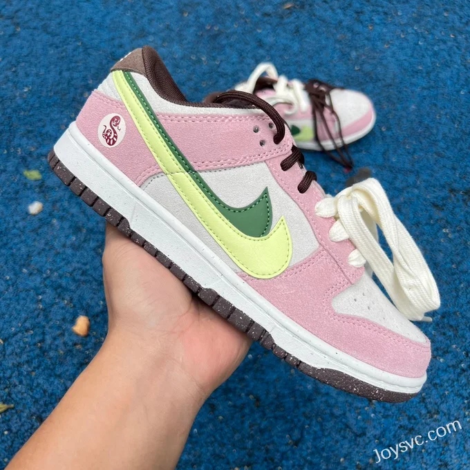 Nike Dunk Low White Pink Green Snake Year Limited