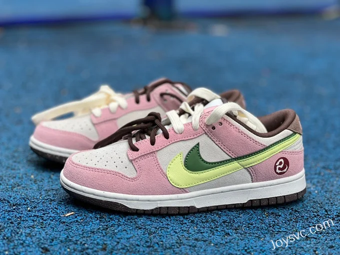 Nike Dunk Low White Pink Green Snake Year Limited