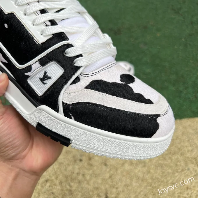 Louis Vuitton Trainer Black White Milk