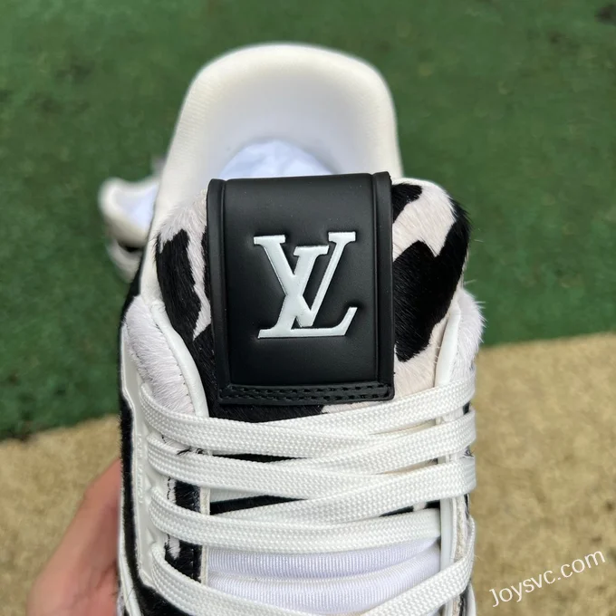 Louis Vuitton Trainer Black White Milk