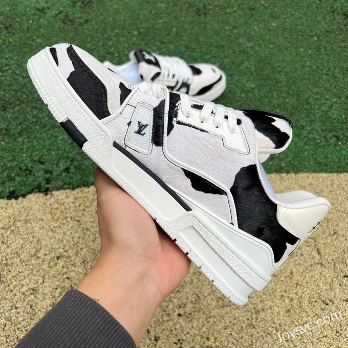 Louis Vuitton Trainer Black White Milk