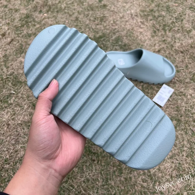 Adidas Yeezy Slide in Green