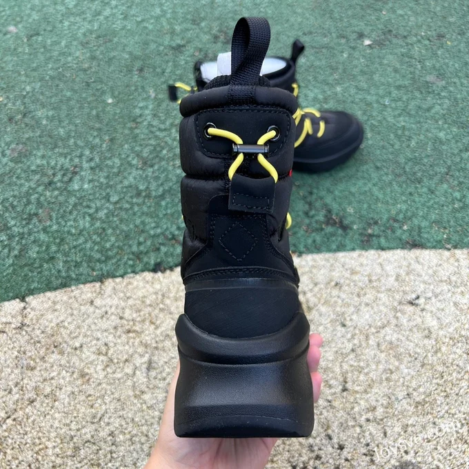 Canada Goose Snow Boot 01 Black Yellow