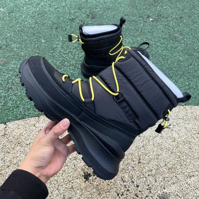 Canada Goose Snow Boot 01 Black Yellow