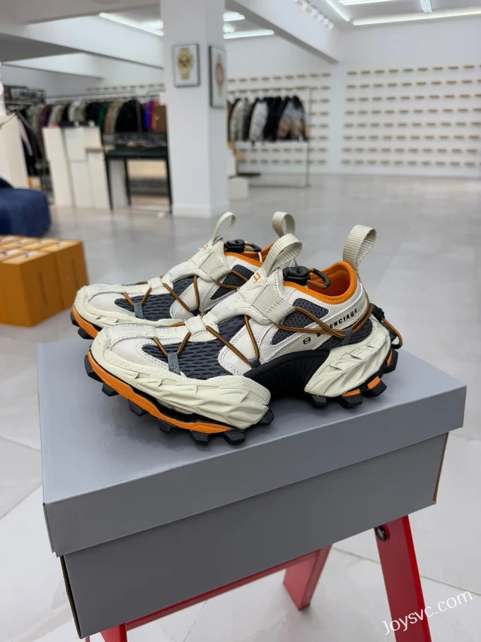 Balenciaga 15th Gen 18XL Hiking Outdoor Orange Sneakers