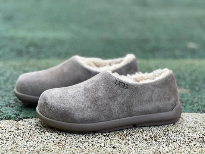 UGG Slip-On Grey Boots