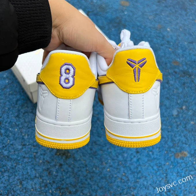 Kobe Bryant x Nike Air Force 1 Low Retro QS FZ1151-100