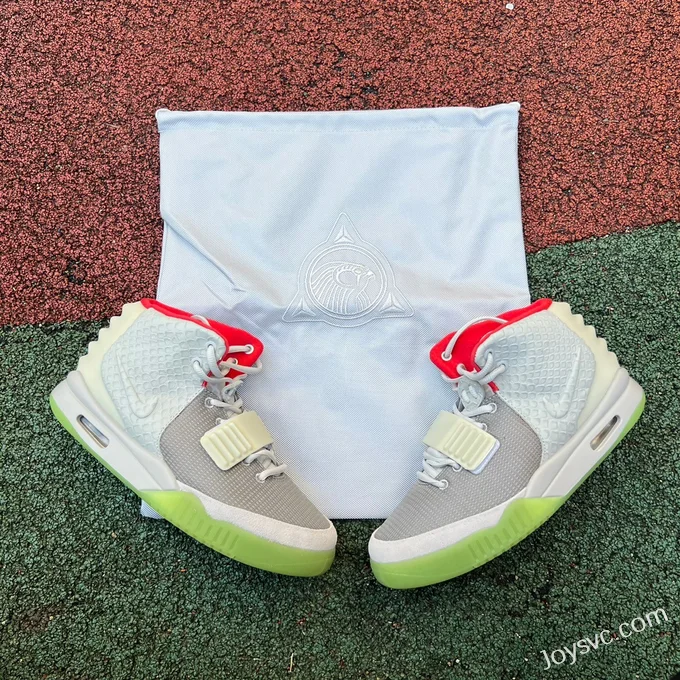 Nike Air Yeezy 2 Grey White NRG Sneakers 508214-010