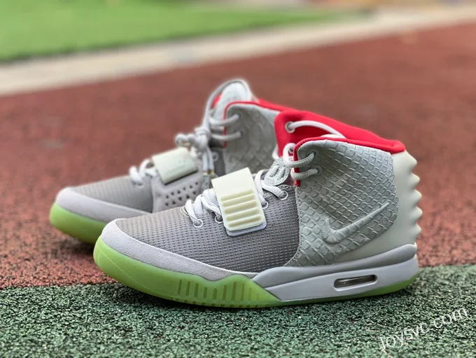 Nike Air Yeezy 2 Grey White NRG Sneakers 508214-010