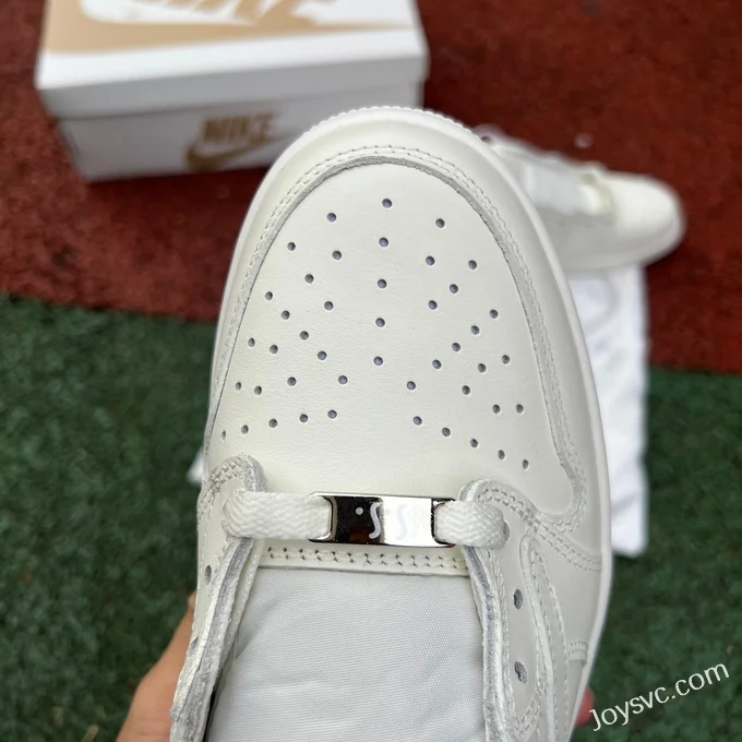 Travis Scott x Air Jordan 1 Low Golf TD1288-111 Triple White Reverse Swoosh