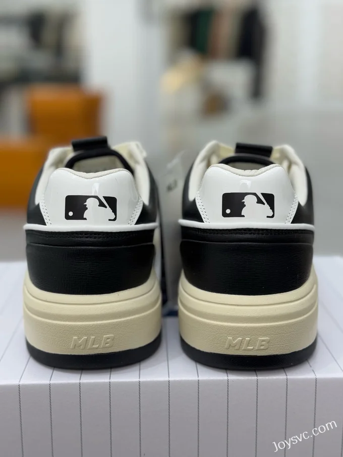 MLB Chunky Liner Black White Panda Dad Shoes