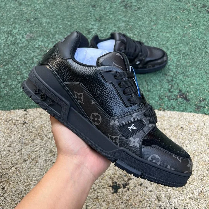 Louis Vuitton Trainer Denim Black