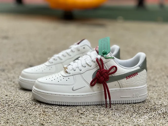 Nike Air Force 1 '07 LV8 White Green Snake Year HV5979-130