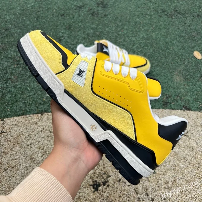 Louis Vuitton Trainer Yellow Black