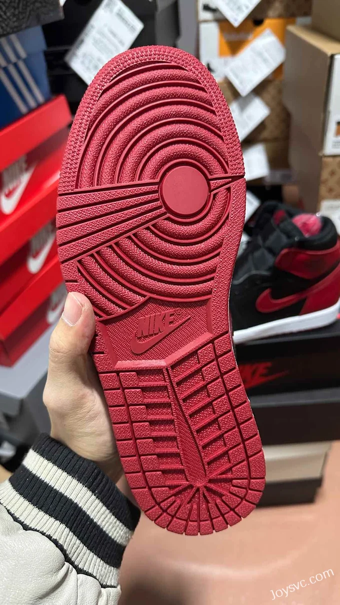 LJR AJ1 Bred