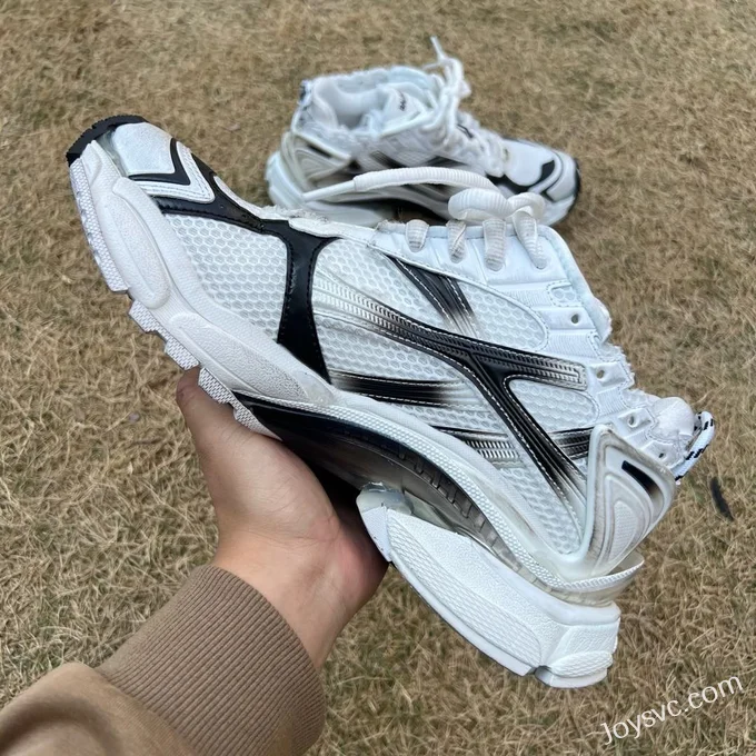 Balenciaga Runner 7.5 White Black Sneakers