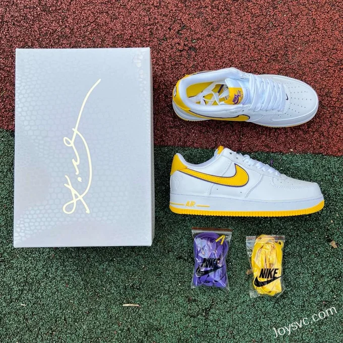 Kobe Bryant x Nike Air Force 1 Low Retro QS FZ1151-100