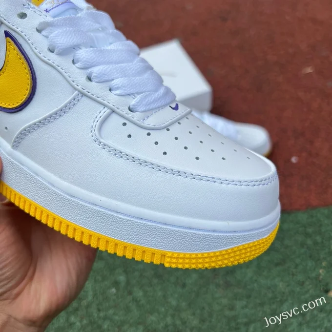 Kobe Bryant x Nike Air Force 1 Low Retro QS FZ1151-100