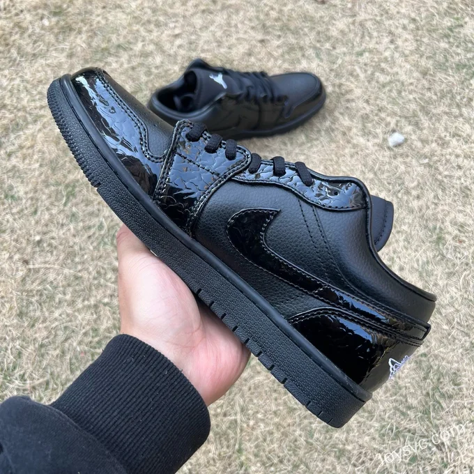 Air Jordan 1 Low HJ7743-010 Black Patent Y Version