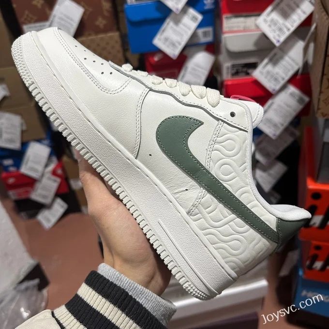 Nike Air Force 1 '07 LV8 White Green Snake Year HV5979-130