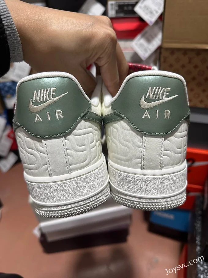 Nike Air Force 1 '07 LV8 White Green Snake Year HV5979-130