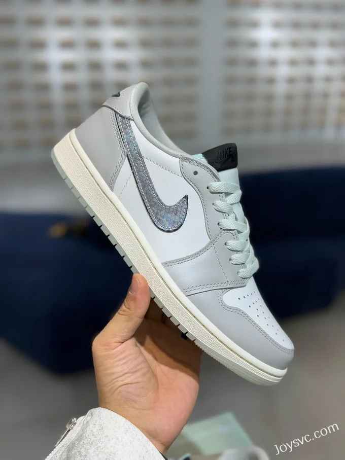 Air Jordan 1 Low OG 