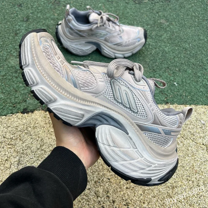 Balenciaga 6XL Sneakers, Beige/Grey