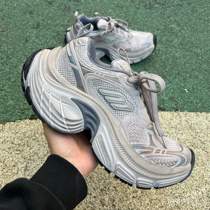 Balenciaga 6XL Sneakers, Beige/Grey