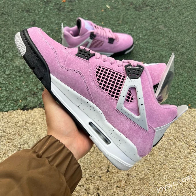 Nike Air Jordan 4 WMNS Sneakers, White/Pink AQ9129-501