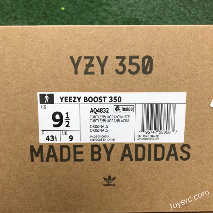 Adidas Yeezy Boost 350 in Grey