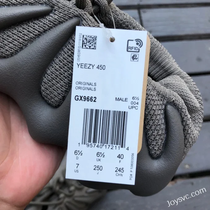 Adidas Yeezy 450 in Ash Grey