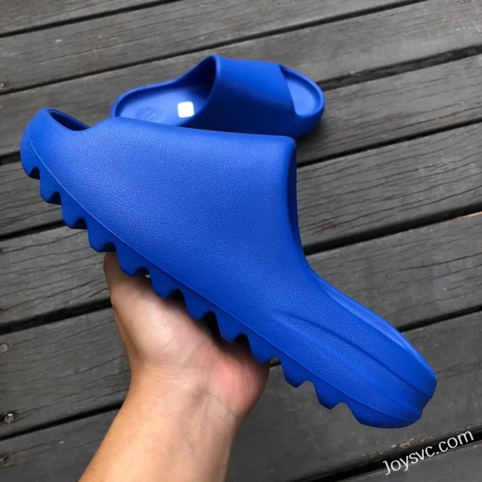 Adidas Yeezy Slide in Azure