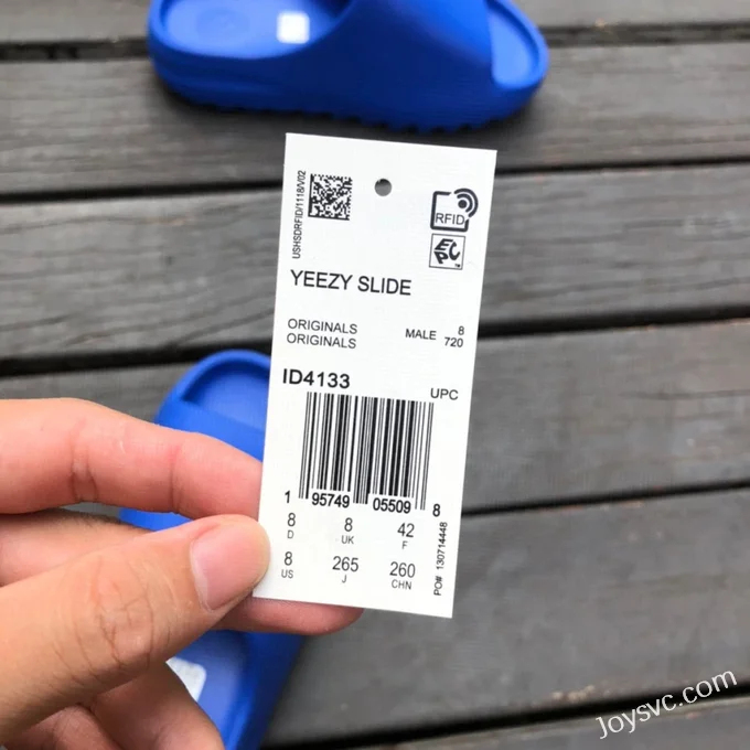 Adidas Yeezy Slide in Azure