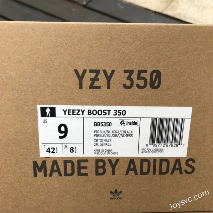 Adidas Yeezy 350 Boost in Black