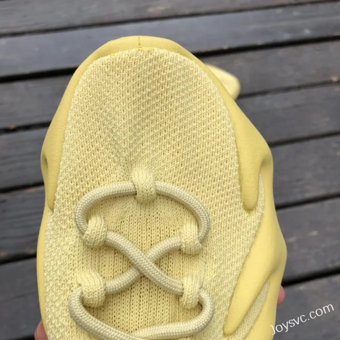 Adidas Yeezy 450 in Yellow