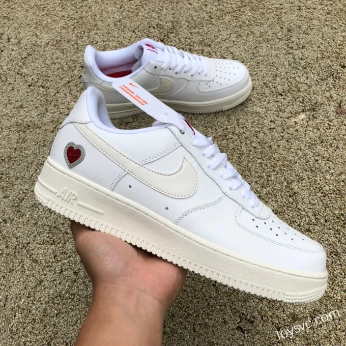 Nike Air Force 1 AF1 White Red Valentine's Day Heart Sneakers DD7117-100