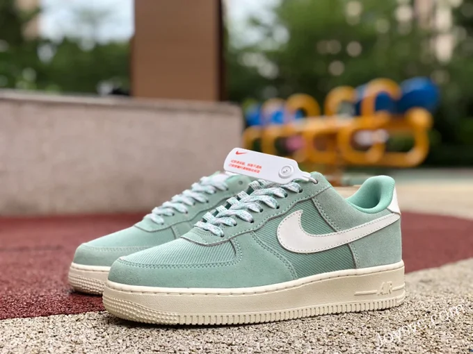 Nike Air Force 1 Low Mint Green DO9801-300