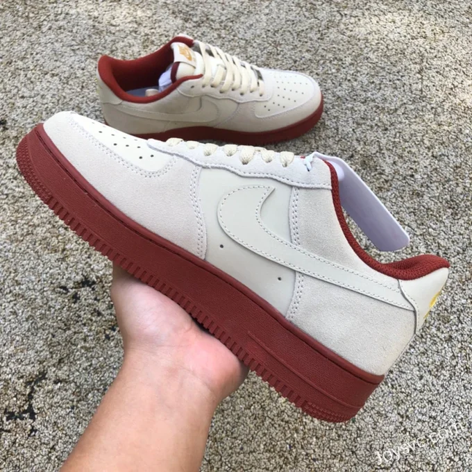 Nike Air Force 1 07 Beige Red Suede Low AA1391-111