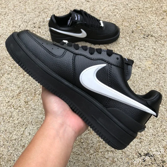 Nike Air Force 1 Low SP Black White Casual Sneakers DV3464-002