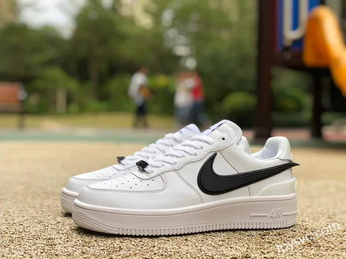 Nike Air Force 1 Low SP Low-Top Casual Sneakers DV3464-400