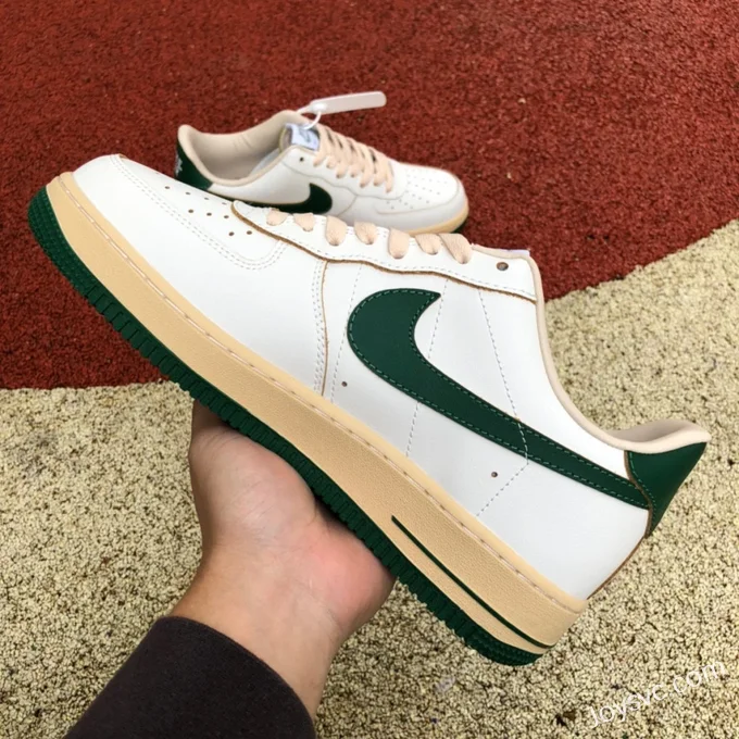 Nike WMNS Air Force 1 '07 Low 