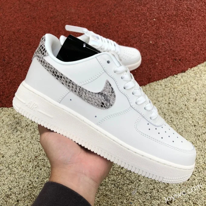 Nike Air Force 1 AF1 Snake Print Women's Low-Top Sneakers DD8959-002