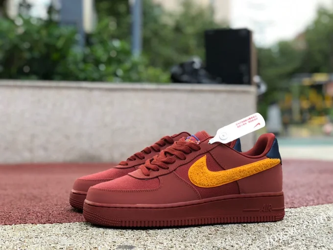 Nike La Familia Redstone Red Brown Low Sneakers DV5153-600