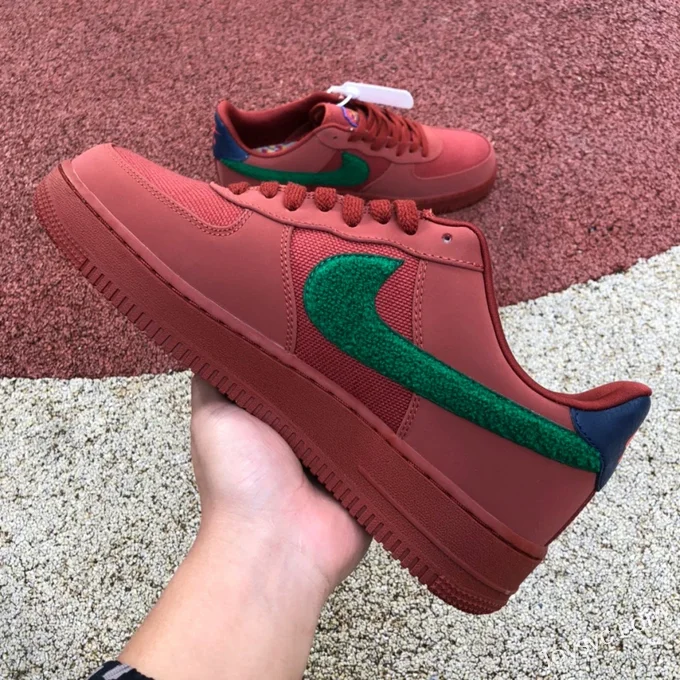 Nike La Familia Redstone Red Brown Low Sneakers DV5153-600