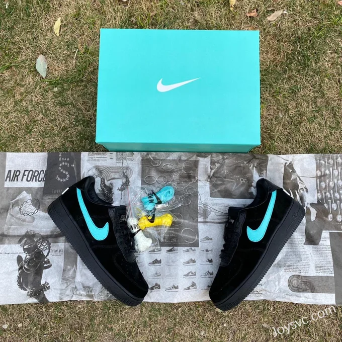 Tiffany & Co. x Nike Air Force 1 Low Black DZ1382