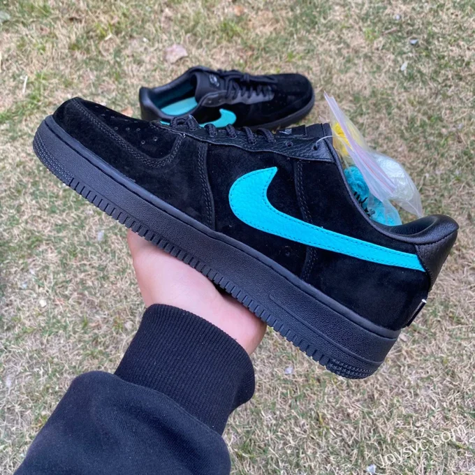 Tiffany & Co. x Nike Air Force 1 Low Black DZ1382