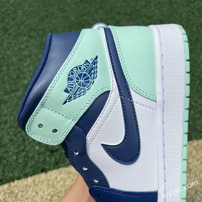 Air Jordan 1 Mid Blue Mint 554724-413