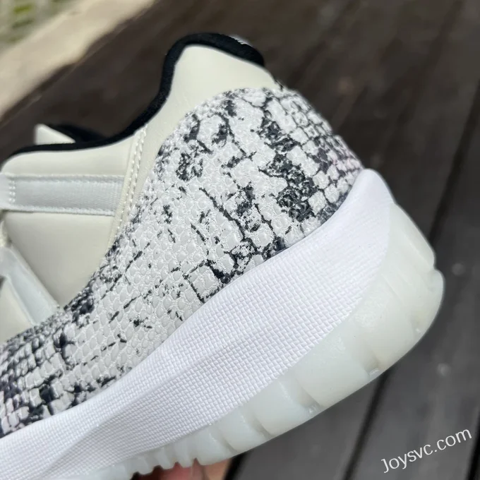 Air Jordan 11 Low White Snake CD6846-002