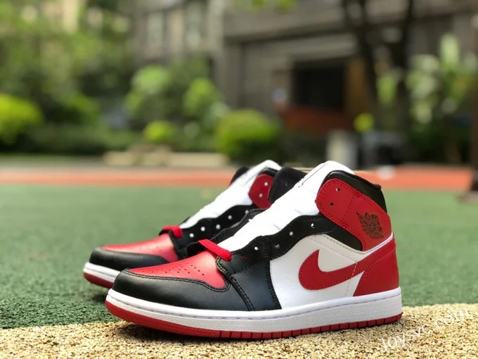 Air Jordan 1 Mid Bred Toe BQ6472-079